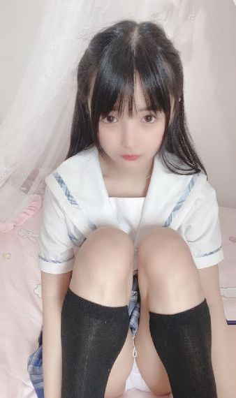 头像女欧美风高冷黑白_高清在线视频播放